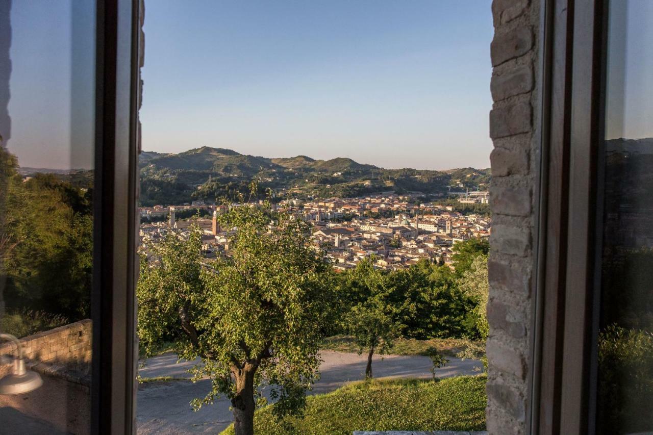 Villa Fortezza Antique Rooms Ascoli Piceno Esterno foto